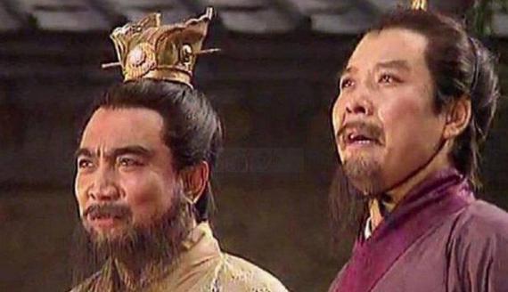 曹操为什么要问刘备该不该杀吕布? 曹操为什么要问刘备该不该杀吕布?