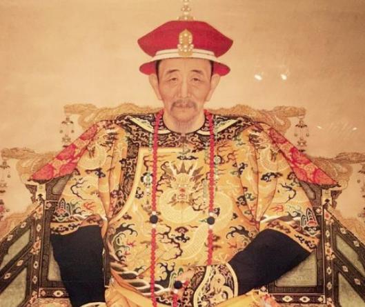 康熙是历史上的千古明君，他为何去祭拜朱元璋？