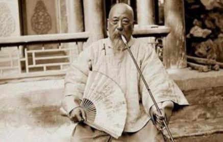清朝的官员长什么样子?清朝这些名臣跟想象截然相反! 清朝的官员长什么样子?清朝这些名臣跟想象截然相反!