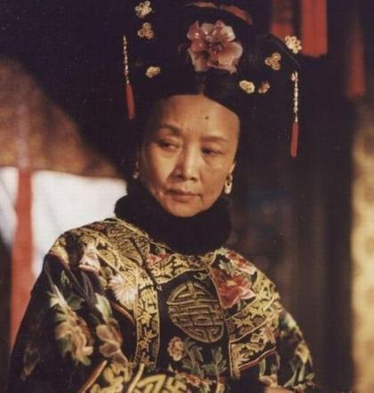 清朝晚期的大臣这么的多 为什么没有人扳倒慈禧呢