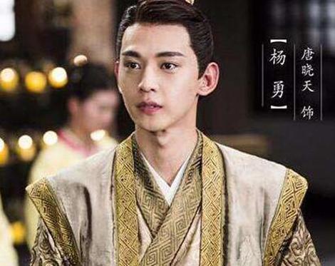 他们本来最有资格当上皇帝 不然历史都会因为他们而改变 他们本来最有资格当上皇帝 不然历史都会因为他们而改变