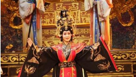 在男尊女卑的的时代,武则天如何掌握实权登上皇位的?历史上为何只有武则天能当上皇帝呢? 在男尊女卑的的时代,武则天如何掌握实权登上皇位的?历史上为何只有武则天能当上皇帝呢?