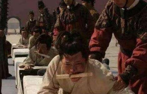 曾经被张居正打瘸了一条腿,但是张居正的冤却只有他敢鸣! 曾经被张居正打瘸了一条腿,但是张居正的冤却只有他敢鸣!