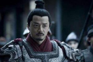 韩信投靠刘邦后为何能一鸣惊人?韩信有什么背景? 韩信投靠刘邦后为何能一鸣惊人?韩信有什么背景?