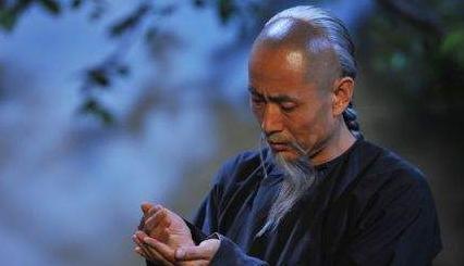 于成龙这个人真实存在吗 还是说他只是一个电视人物 于成龙这个人真实存在吗 还是说他只是一个电视人物