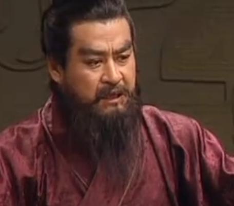 袁绍占据优势的情况下 为什么他还是败给曹操呢