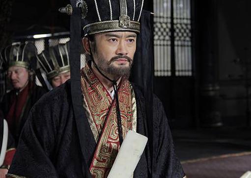 公子括的担忧,那个被<a href=https://www.lishiji.cn/lishi/3895/ target=_blank class=infotextkey>周<a href=https://www.lishiji.cn/lishi/10061/ target=_blank class=infotextkey>天子</a></a>眷顾的人,究竟是有谁在为他撑腰?