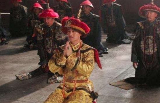 乾隆帝驾崩后，嘉庆马上就处死和珅