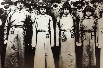 古时候吏部尚书有什么样的权力呢 清朝时期的他们权力大吗 古时候吏部尚书有什么样的权力呢 清朝时期的他们权力大吗