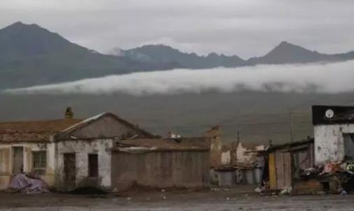 乾隆在新疆立了一块碑,沙俄处心积虑想盗走。 乾隆在新疆立了一块碑,沙俄处心积虑想盗走。