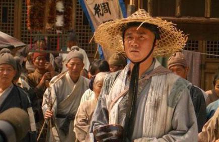 此人因一块地世代封侯,朱元璋葬父母有什么故事?