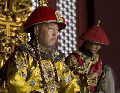 和珅为什么不提起巴结好嘉庆 其实和珅也不知道嘉庆会当皇帝