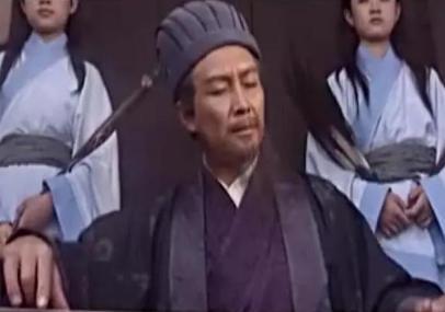 揭秘空城计的最大疑点 司马懿是因为两个书童而退兵的吗