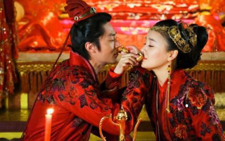 古代每个朝代规定女子出嫁的时间是在几岁 为什么结婚那么早呢