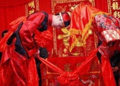 古代女子的嫁妆都有哪些 双方给的聘礼有哪些呢 古代女子的嫁妆都有哪些 双方给的<a href=https://www.lishiji.cn/lishi/10865/ target=_blank class=infotextkey>聘礼</a>有哪些呢