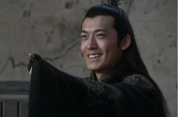 甘宁在战场上屡立奇功,救过孙权的命,为何得不到重用? 甘宁在战场上屡立奇功,救过孙权的命,为何得不到重用?