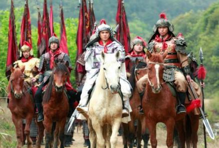 一字并肩王的权利到底有多大 真的能和皇帝平起平坐吗