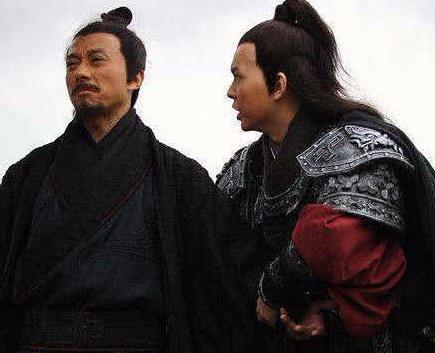 张绣胆敢杀了曹操的侄子 曹操最后是怎么对待他的 张绣胆敢杀了曹操的侄子 曹操最后是怎么对待他的