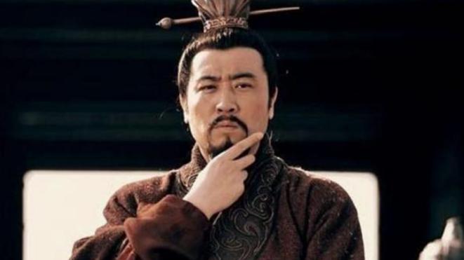 刘备最初没有地盘，他的经济来源是什么？