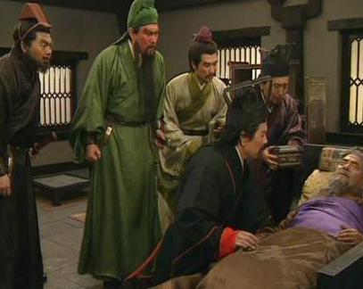 刘备都是以皇叔的身份自称 刘备真的是皇叔吗