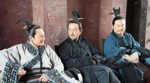 同样都是专权的大夫,鲁国的“三桓”为什么没有取代国君?