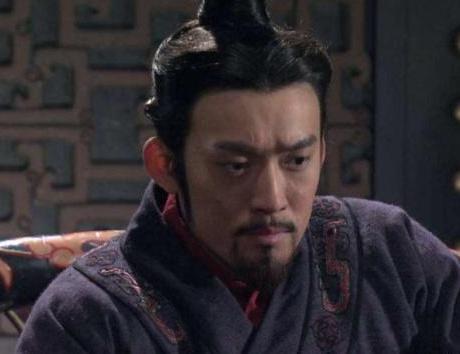 周天子为什么会实施分封制 甚至将保命的那些军队都分干净呢 周天子为什么会实施分封制 甚至将保命的那些军队都分干净呢