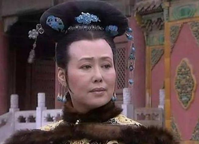 两姐妹一起嫁给表哥皇帝，最后结局分别如何？