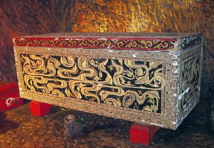 影视作品古代皇陵修建之后工匠会被封死墓中 历史上真的存在吗