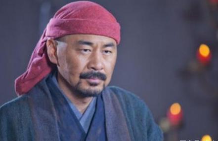 赵匡胤为什么不传位给自己的儿子呢 他究竟是出于什么考虑呢 赵匡胤为什么不传位给自己的儿子呢 他究竟是出于什么考虑呢