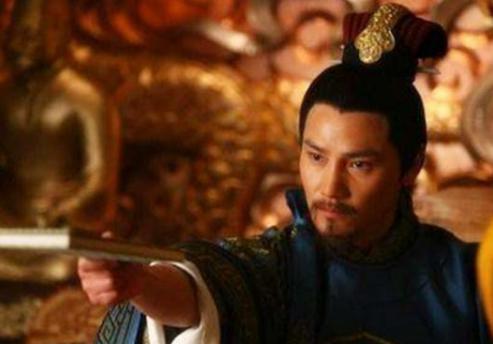 岳飞之死真的是秦桧的错吗？秦桧夫妇跪了八百年有点冤！