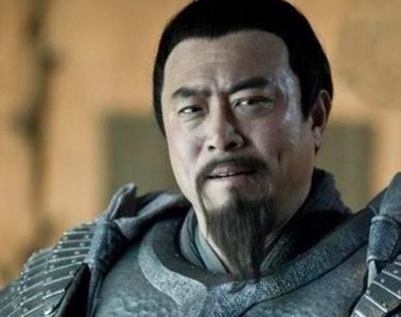 楚国当初对外征战都是放在中原 为什么不向南扩张呢