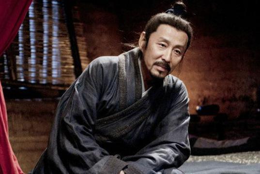 刘邦当亭长时，为什么又那么多人愿意跟着他？