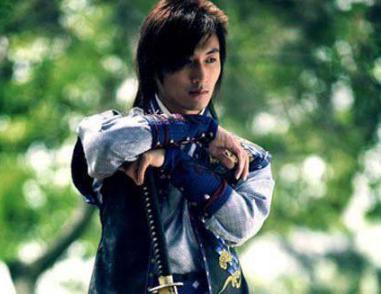 武侠剧中的八大东瀛高手,柳生飘絮上榜。 武侠剧中的八大东瀛高手,<a href=https://www.lishiji.cn/lishi/8868/ target=_blank class=infotextkey>柳生飘絮</a>上榜。