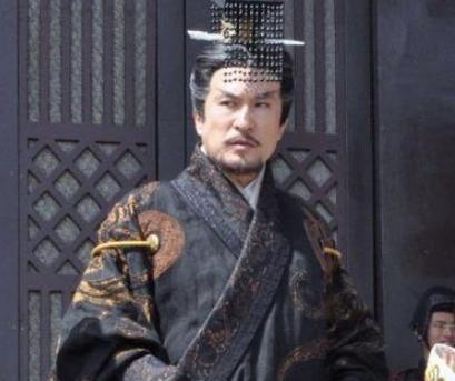 生前权倾天下的秦始皇，死后子女为何无一善终？