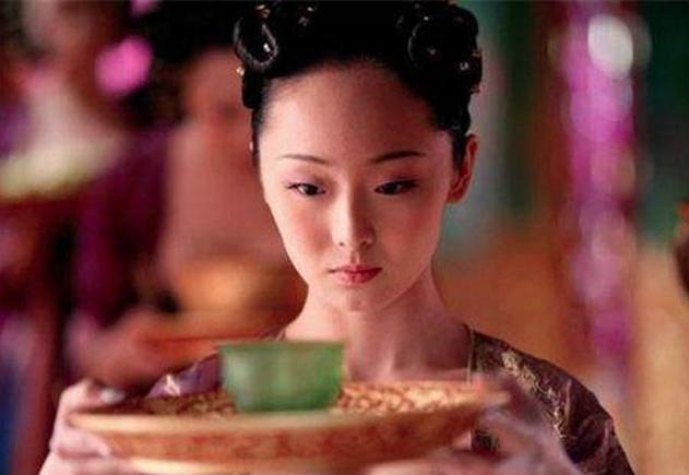 包衣出身的宫女林氏，因长得漂亮被乾隆常翻牌子