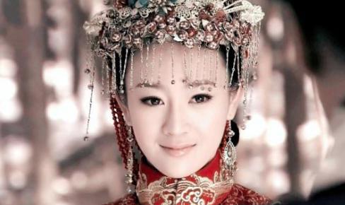 她是雍正的亲妹妹,出嫁两年就去世了 她是雍正的亲妹妹,出嫁两年就去世了