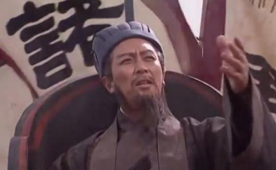 刘备称帝前后，为什么诸葛亮的官职都不是最高的？