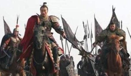 古代打仗什么样的士兵才能去前排呢 难道他们就不怕死吗