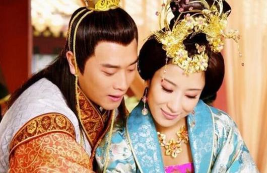 历史上最传奇的两位奴婢,其中一位服侍了四位皇帝 历史上最传奇的两位奴婢,其中一位服侍了四位皇帝