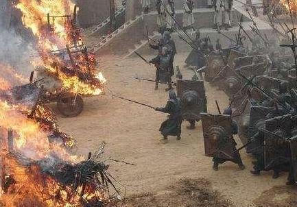 古代打仗什么样的士兵才能去前排呢 难道他们就不怕死吗