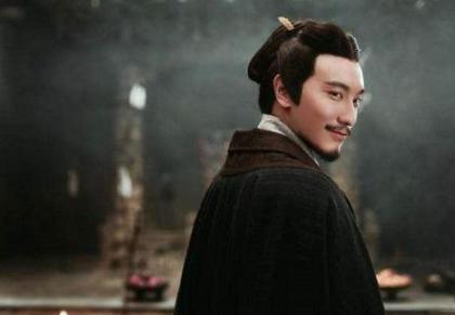 “郭嘉不死，卧龙不出”?郭嘉和诸葛亮可比吗？