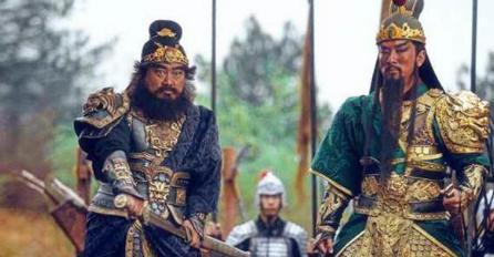 曹操实施屯田制还有百万粮草 为何他在对战中还是缺粮呢