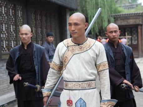 同样都是侍卫 那么<a href=https://www.lishiji.cn/lishi/10576/ target=_blank class=infotextkey>御前侍卫</a>和御前带刀侍卫有什么区别