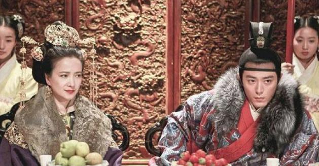 朱祁钰临危受命保大明，历史上对他的评价如何？