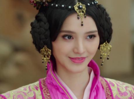 <a href=https://www.lishiji.cn/lishi/4534/ target=_blank class=infotextkey>太子</a>成婚当日，因<a href=https://www.lishiji.cn/lishi/10157/ target=_blank class=infotextkey>太子妃</a>倾国倾城直接被皇帝抢走