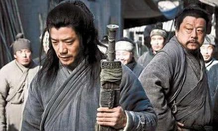 韩信临死前为什么都不造反自立为王 只因为刘邦身边的一个人 韩信临死前为什么都不造反自立为王 只因为刘邦身边的一个人