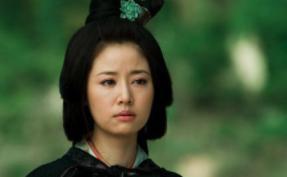 《三国演义》孙尚香为什么要投江自尽?历史上的孙尚香是怎么样的? 《三国演义》孙尚香为什么要投江自尽?历史上的孙尚香是怎么样的?