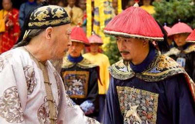 乾隆出了什么什么样的对联 为何当时有才华的人无人对出下联呢 乾隆出了什么什么样的对联 为何当时有才华的人无人对出下联呢