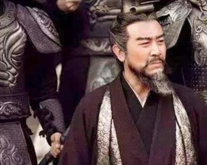 袁氏<a href=https://www.lishiji.cn/lishi/7249/ target=_blank class=infotextkey>家族</a>到底是怎么垮台的 原因真的和袁绍有关吗