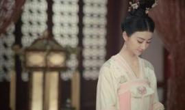 此女命运坎坷成王妃后流落民间,儿子长大之后找了她一生! 此女命运坎坷成王妃后流落民间,儿子长大之后找了她一生!